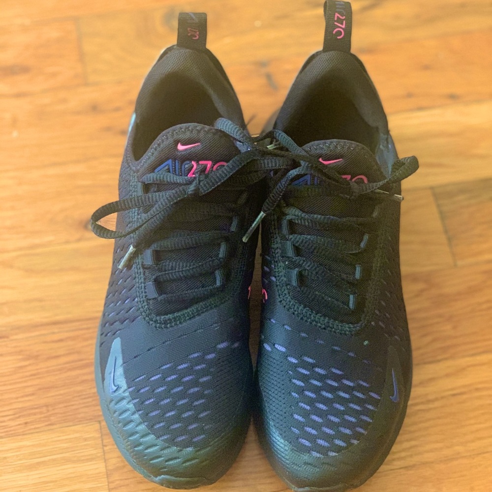 Nike Air Max 270 “ThrowBack Future” girls Sz.4y